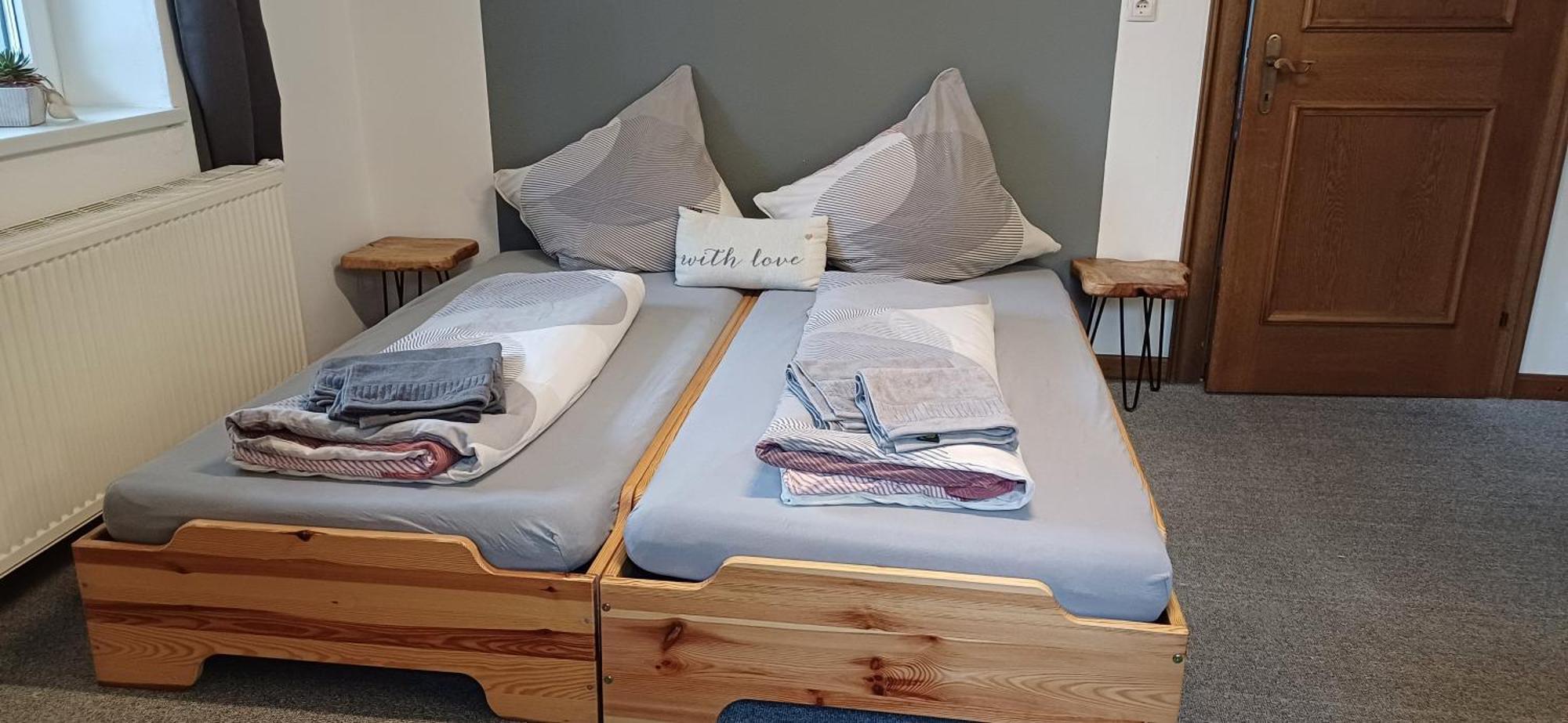 2 Zimmerwohnung Mit Kueche U. Bad 罗孚尔 外观 照片